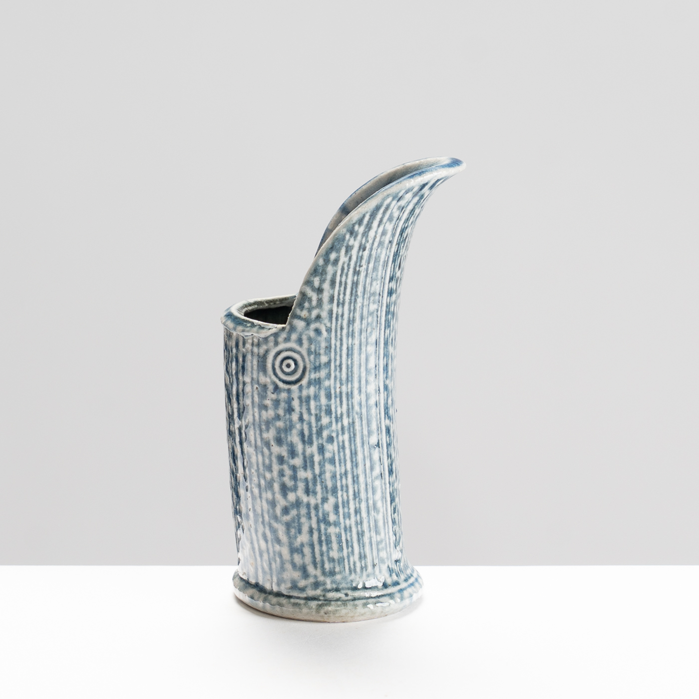 WK30Y696 salt glazed pourer