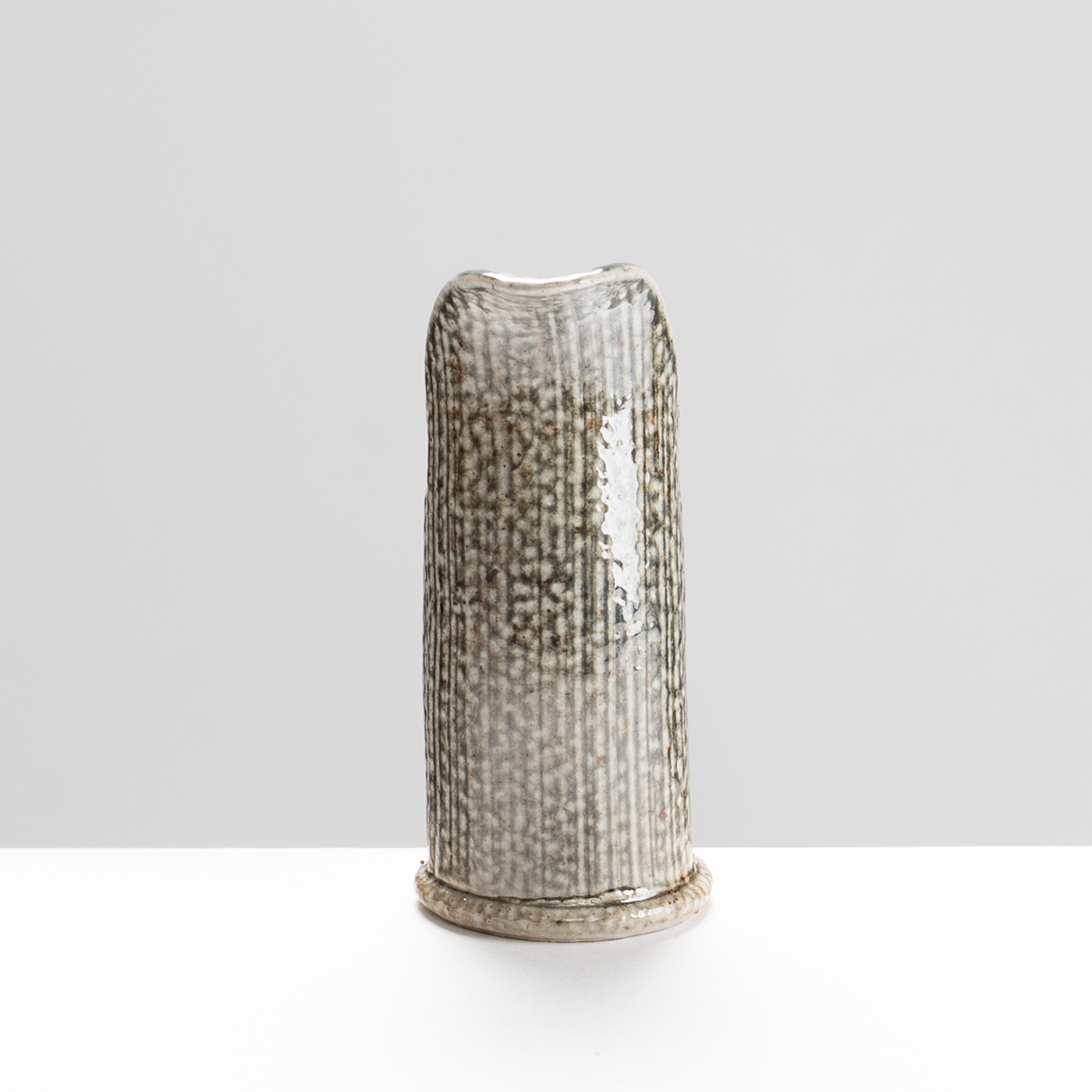 WK30Y697 salt glazed pourer