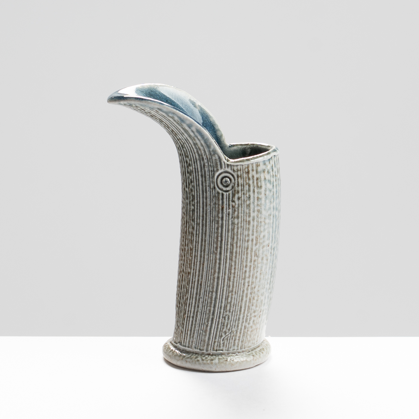 WK30Y699 salt glazed pourer