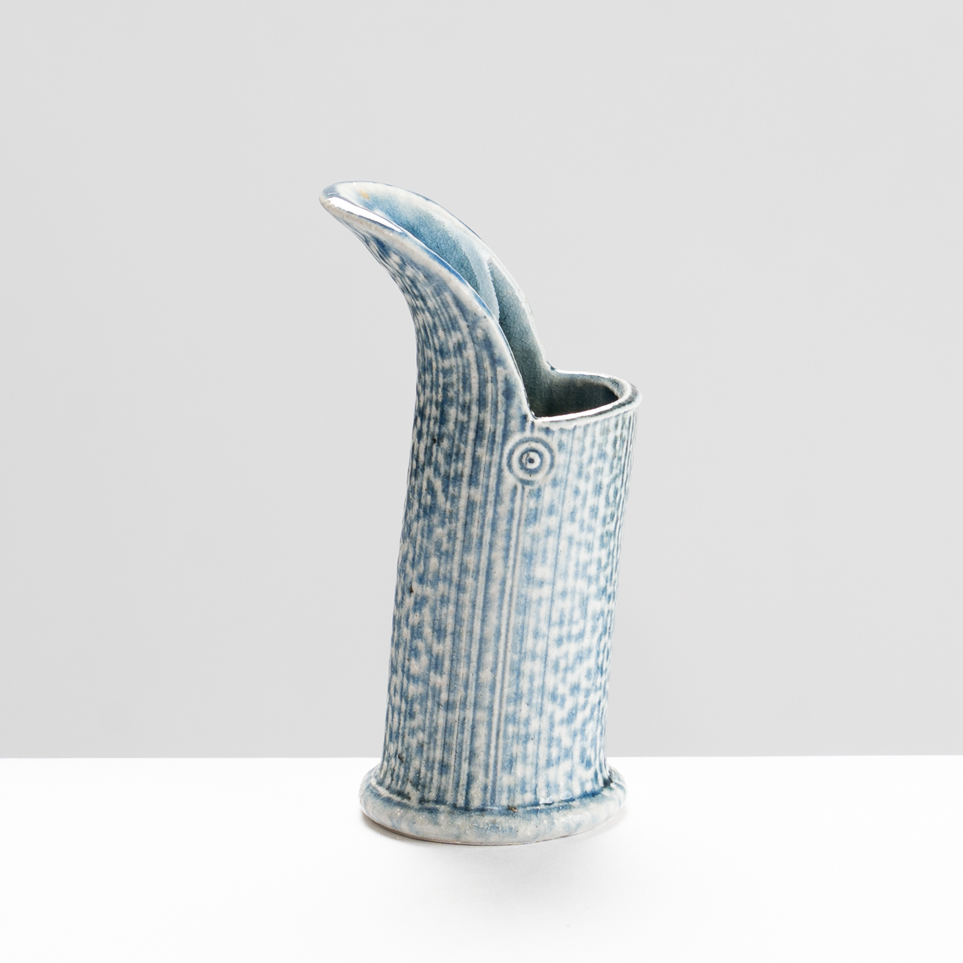 WK30Y701 salt glazed pourer