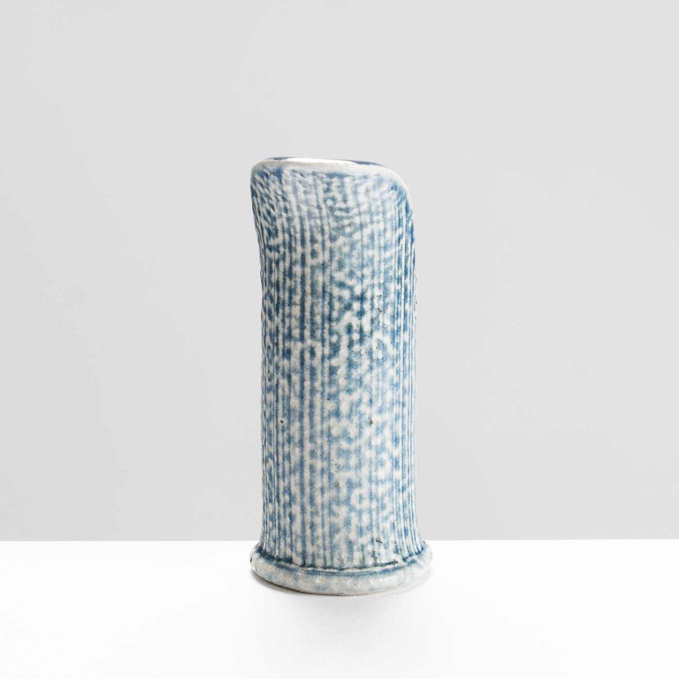 WK30Y701 salt glazed pourer