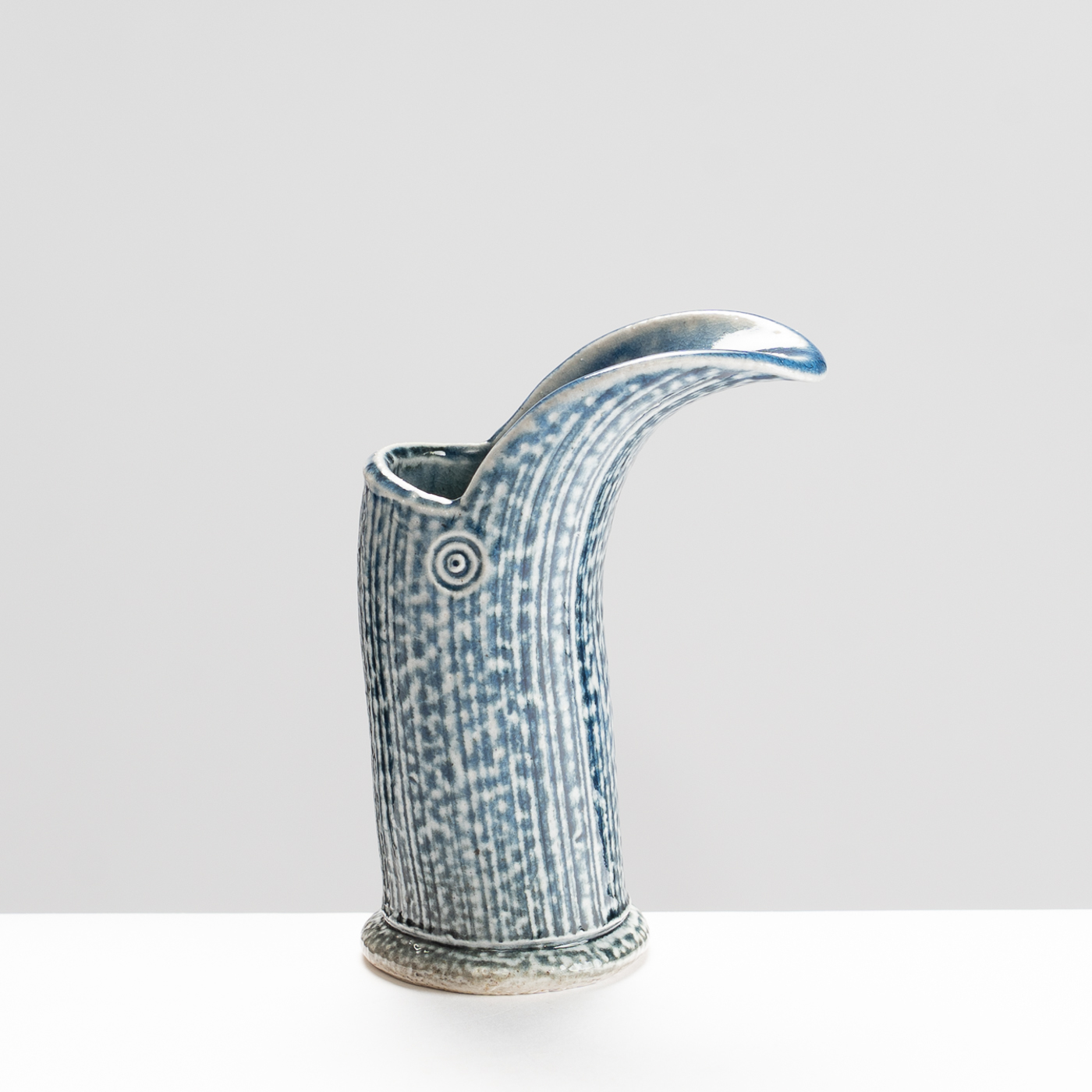 WK30Y702 salt glazed pourer