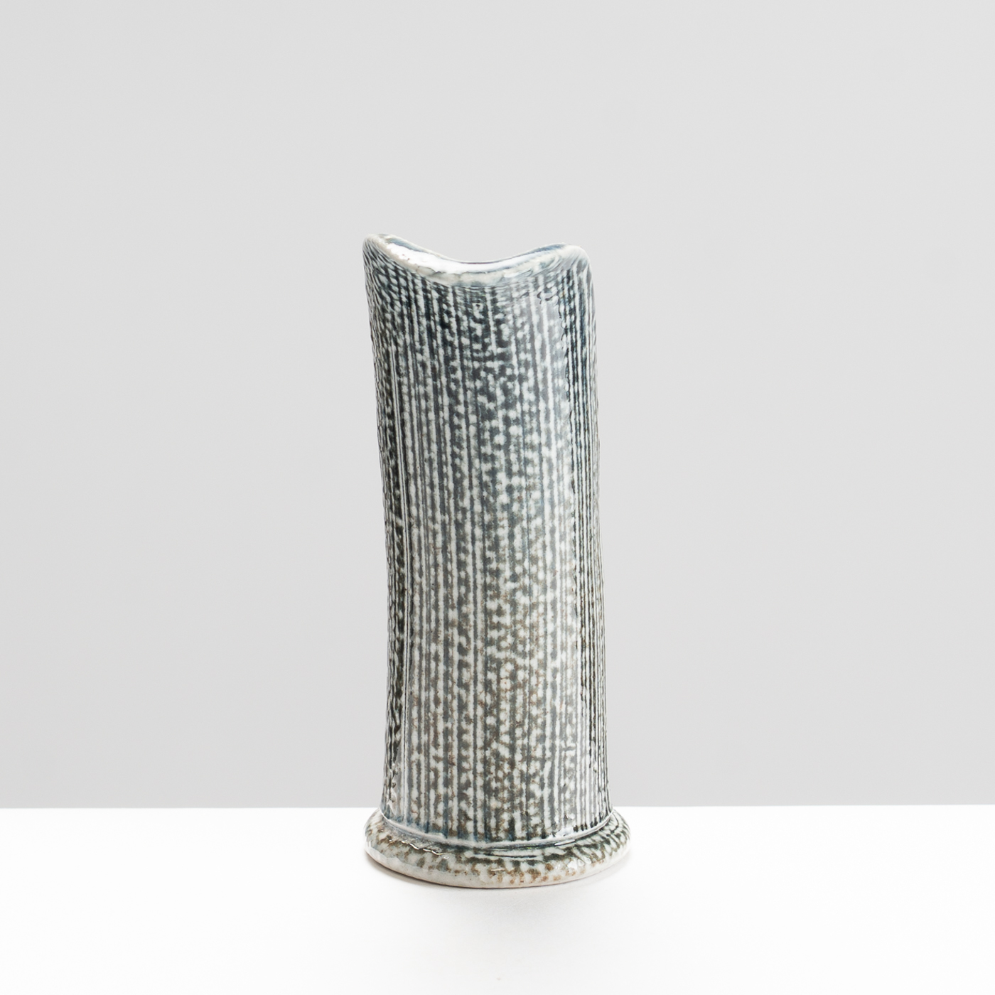 WK30Y703 salt glazed pourer