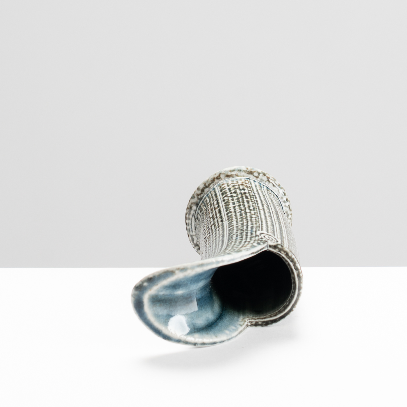 WK30Y703 salt glazed pourer