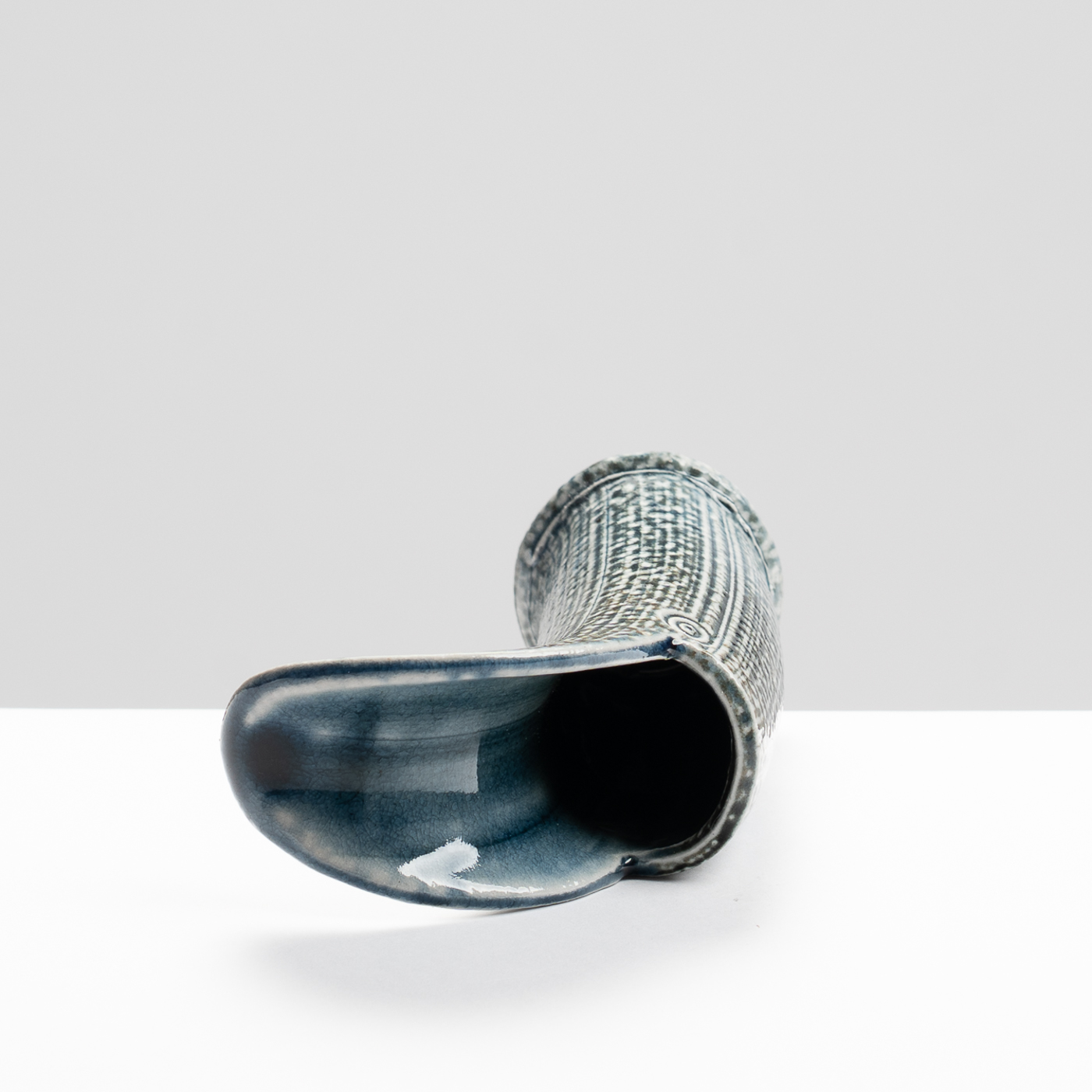 WK30Y704 salt glazed pourer