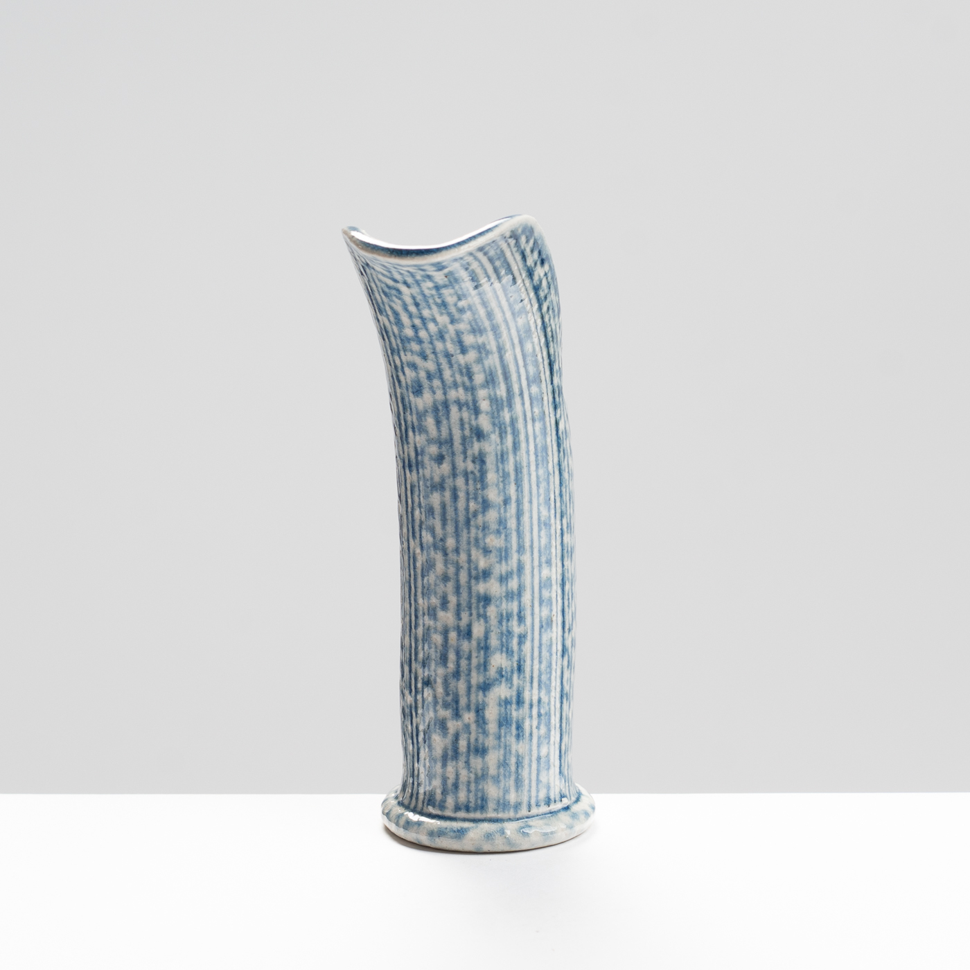 WK30Y705 salt glazed pourer