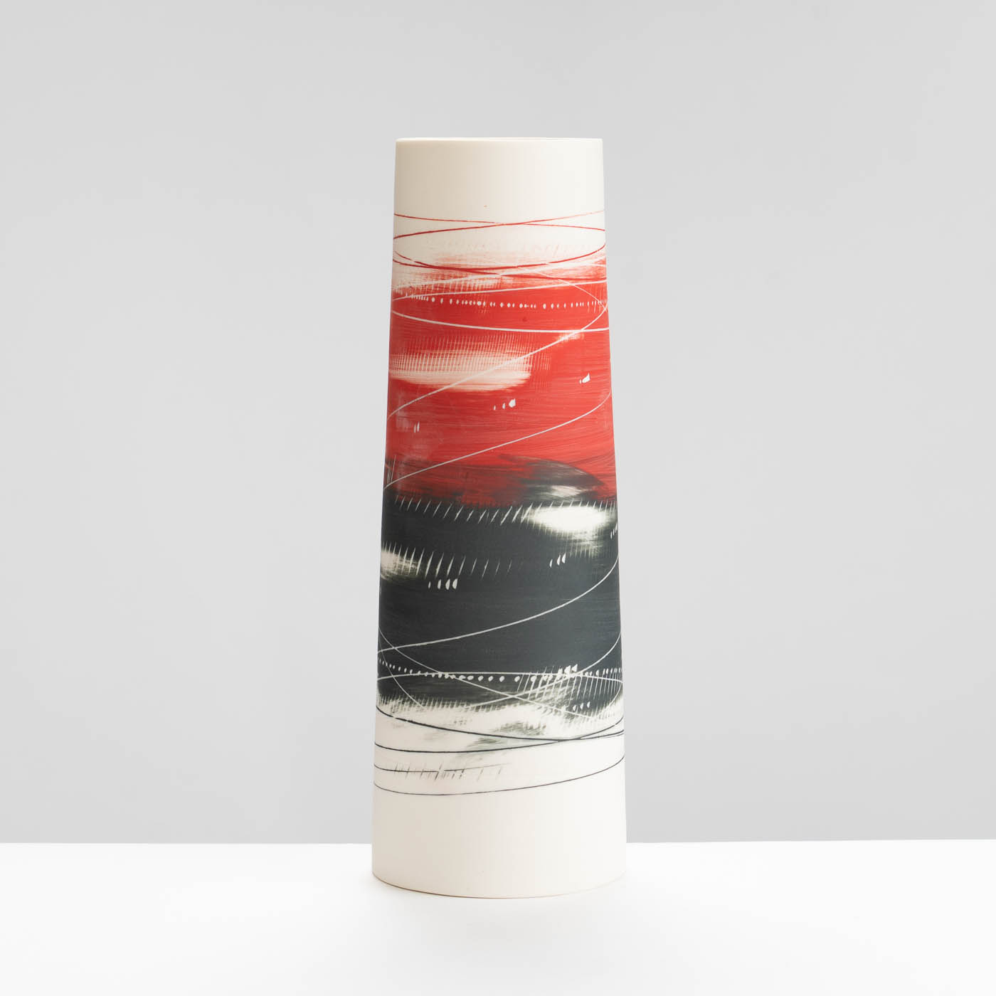 AT488Y493 Cylinder Vase Tall Red and Black