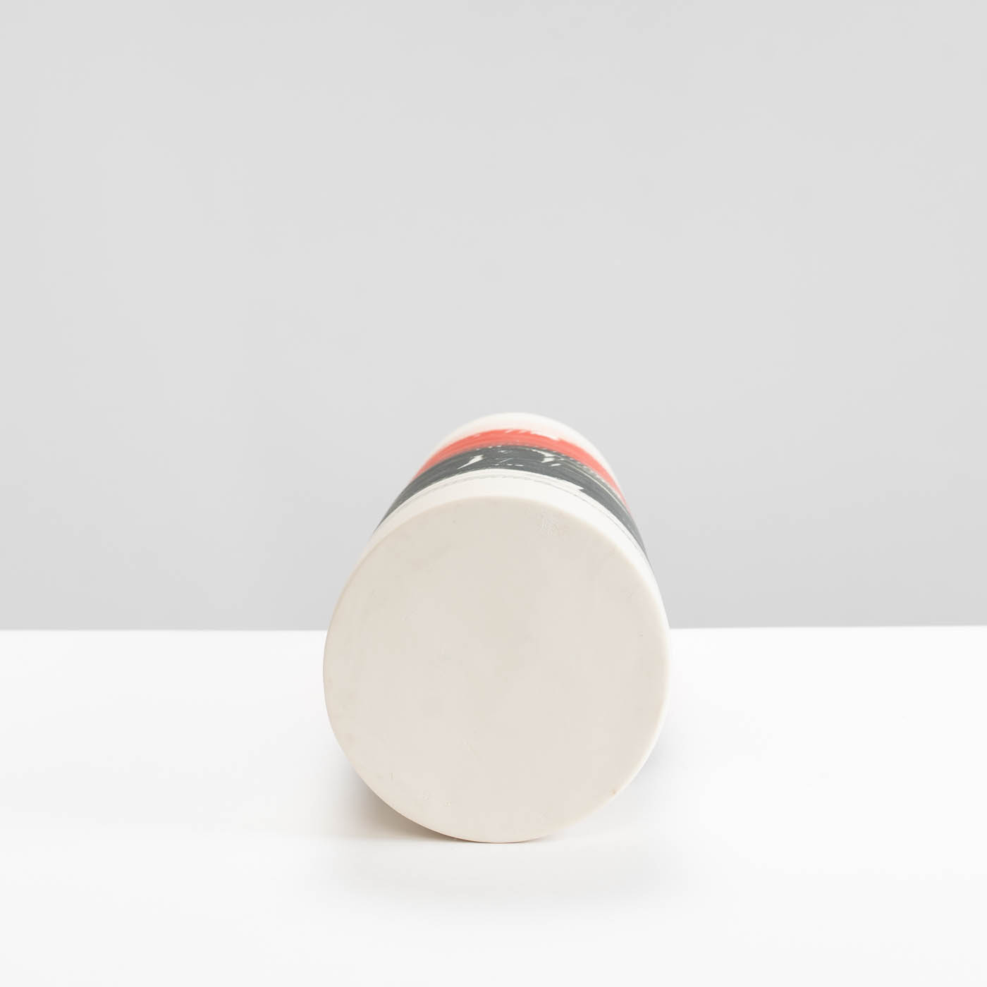 AT488Y493 Cylinder Vase Tall Red and Black