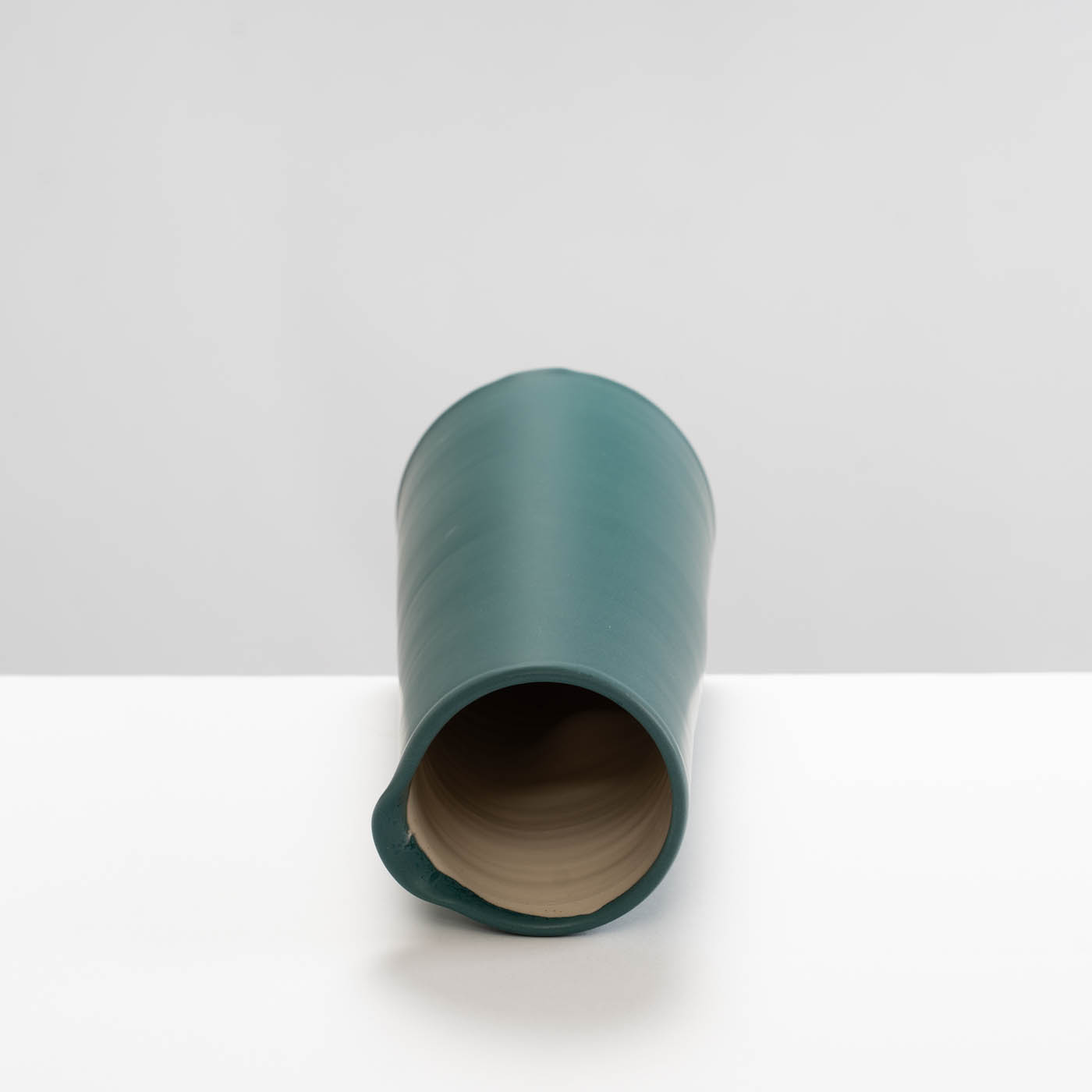 EL564X90 Tall Jug/Vessel Ivy