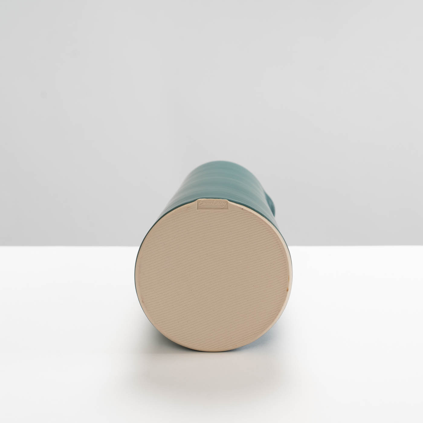 EL564X90 Tall Jug/Vessel Ivy