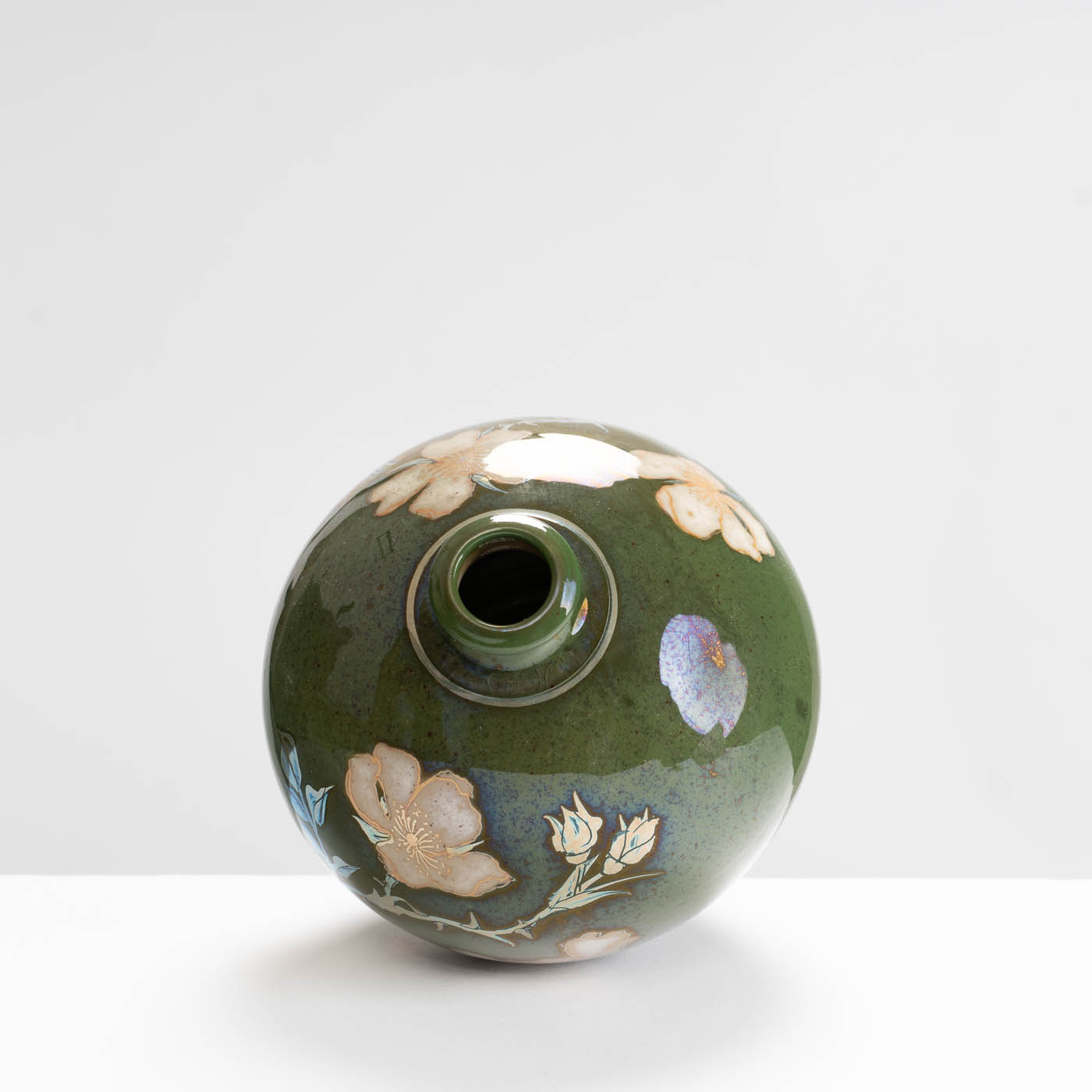 JCJ408Y242 Round Bottle Wild Rose on Green