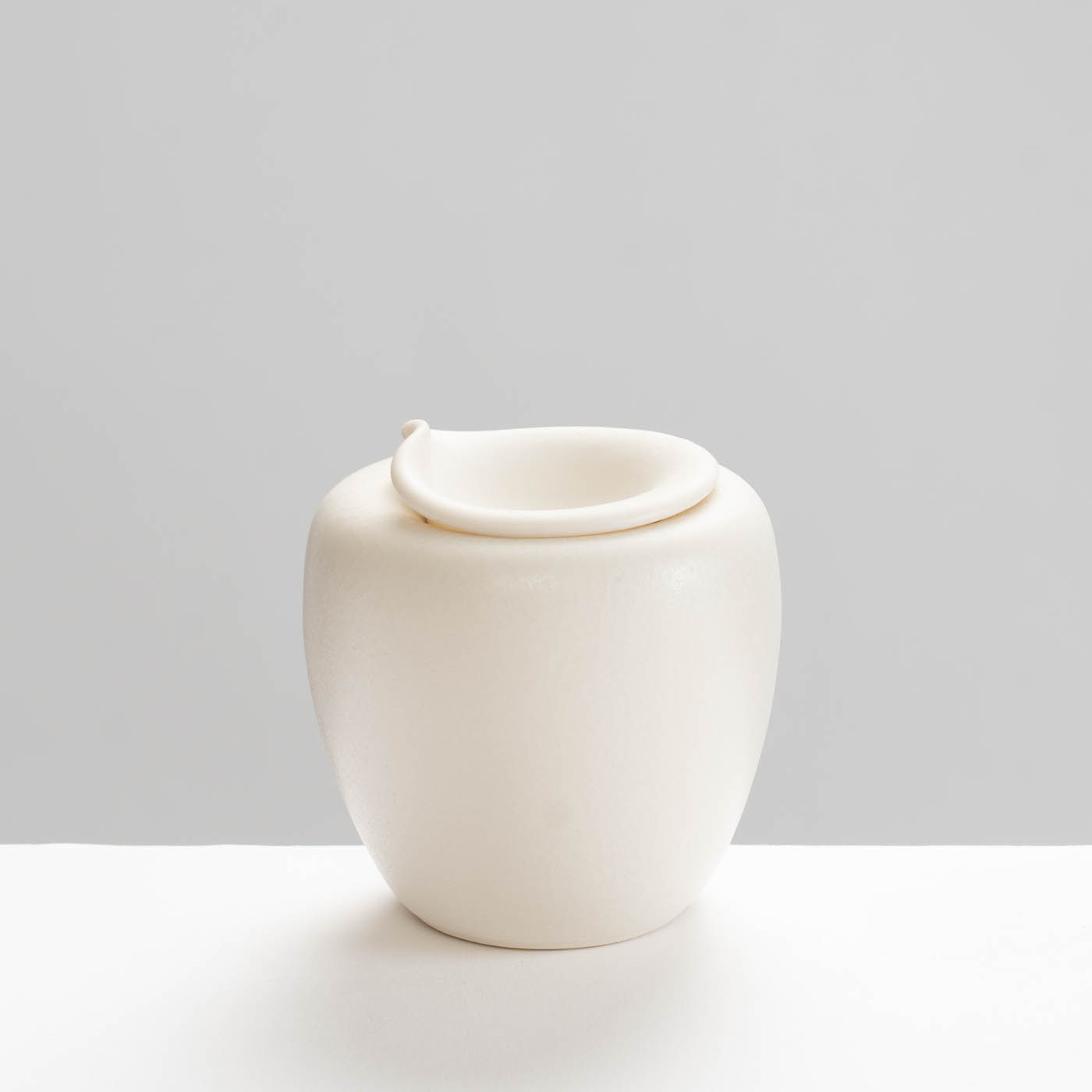 JD468Y221 Small Curl Vessel