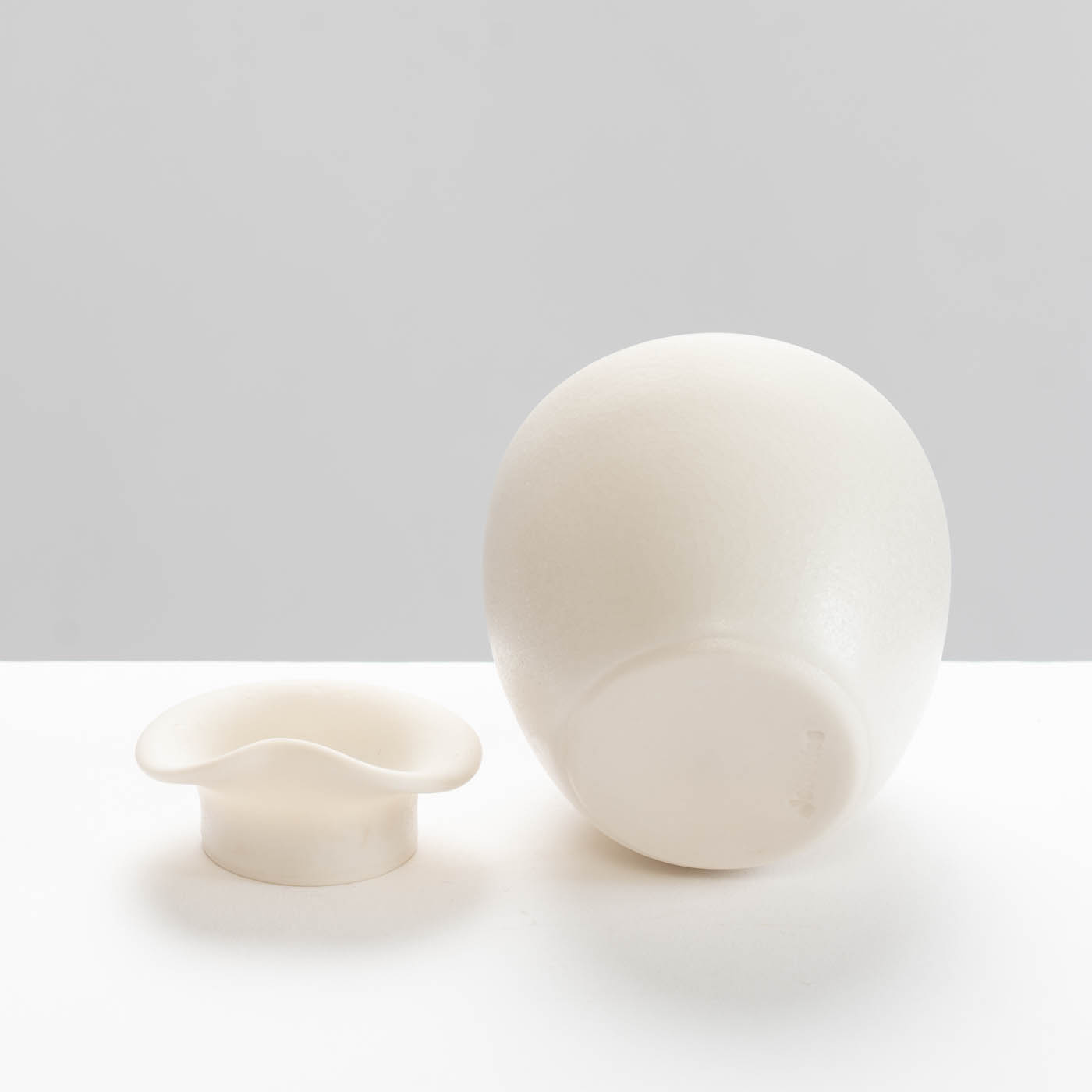 JD468Y221 Small Curl Vessel