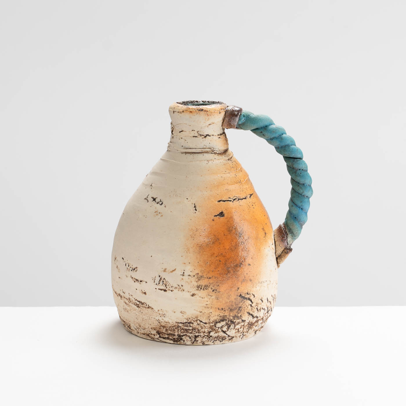 JK375Y270 Small Round Ballclay Vase