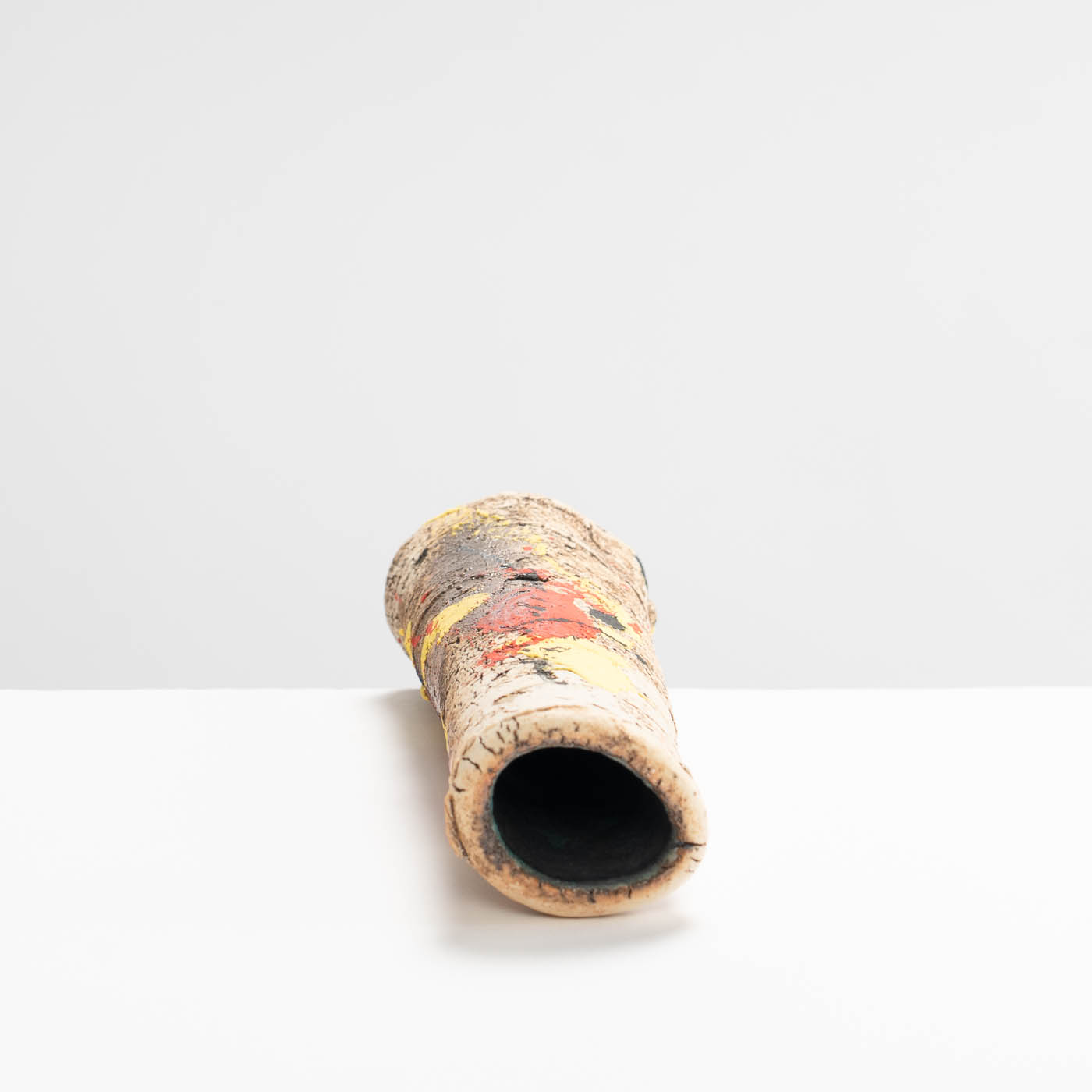 JK375Y285 Tall Flattened Vase Colour