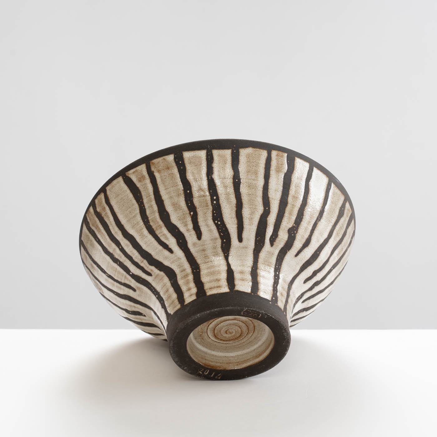 LMS469Y82 Vulcan Black Bowl