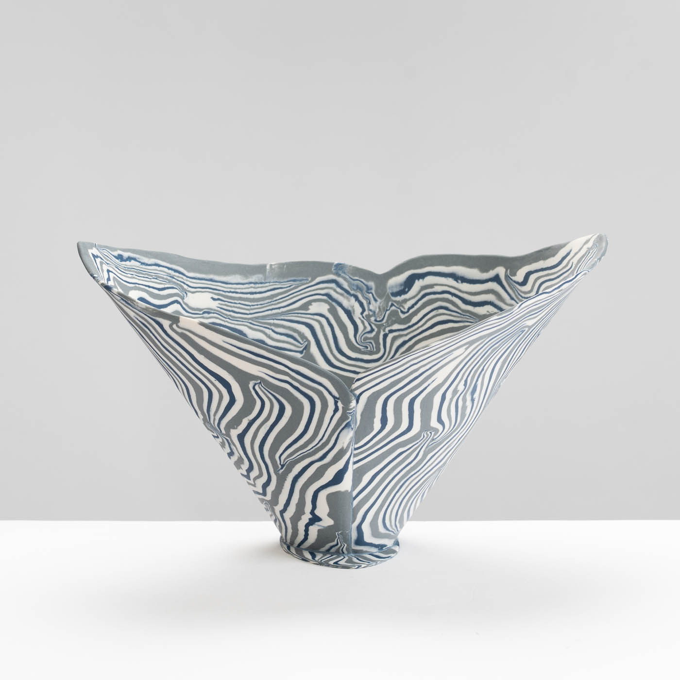 MC393Y443 Embrace - 'Blacksea'