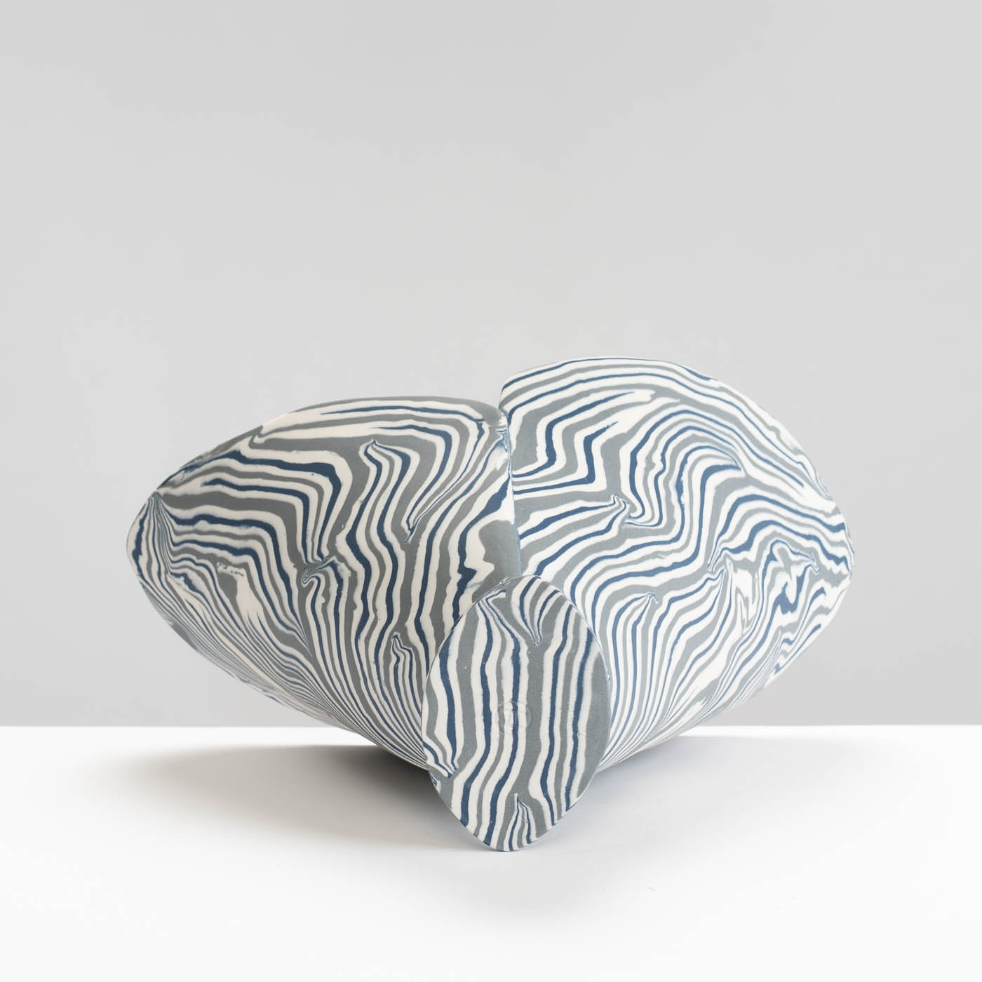 MC393Y443 Embrace - 'Blacksea'