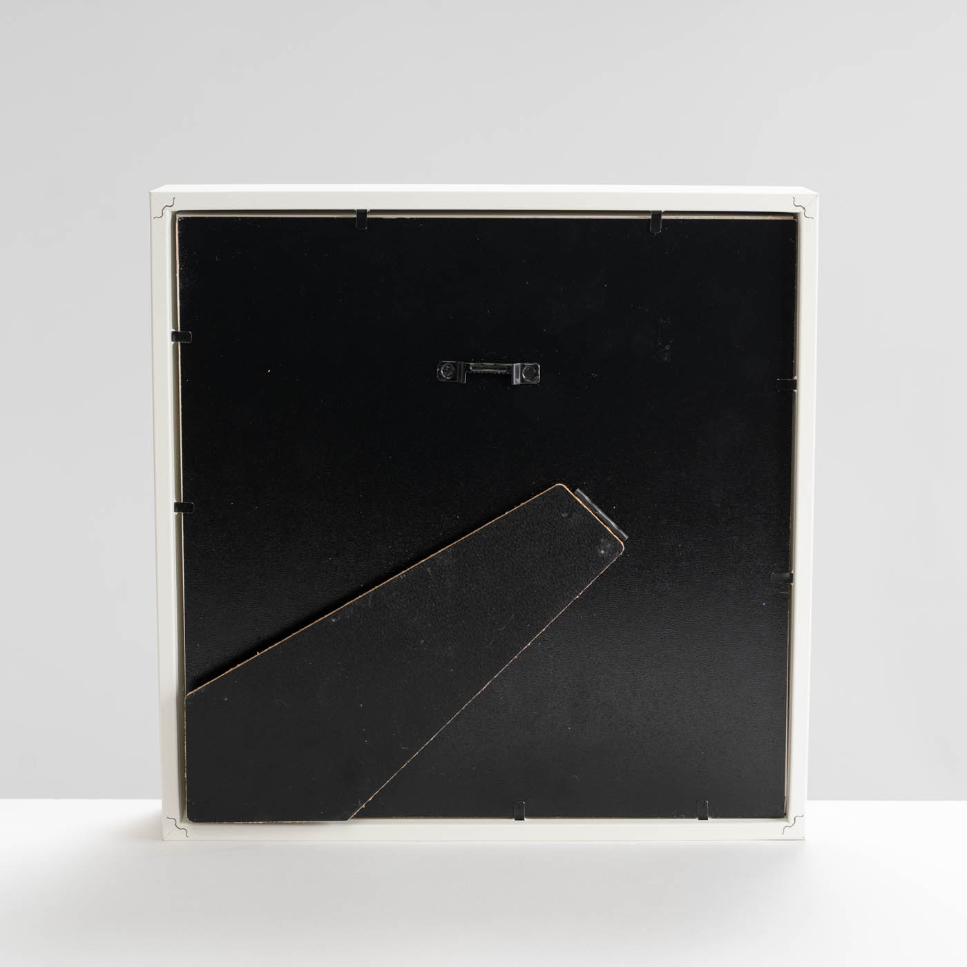 MM105Y361 Wall Piece