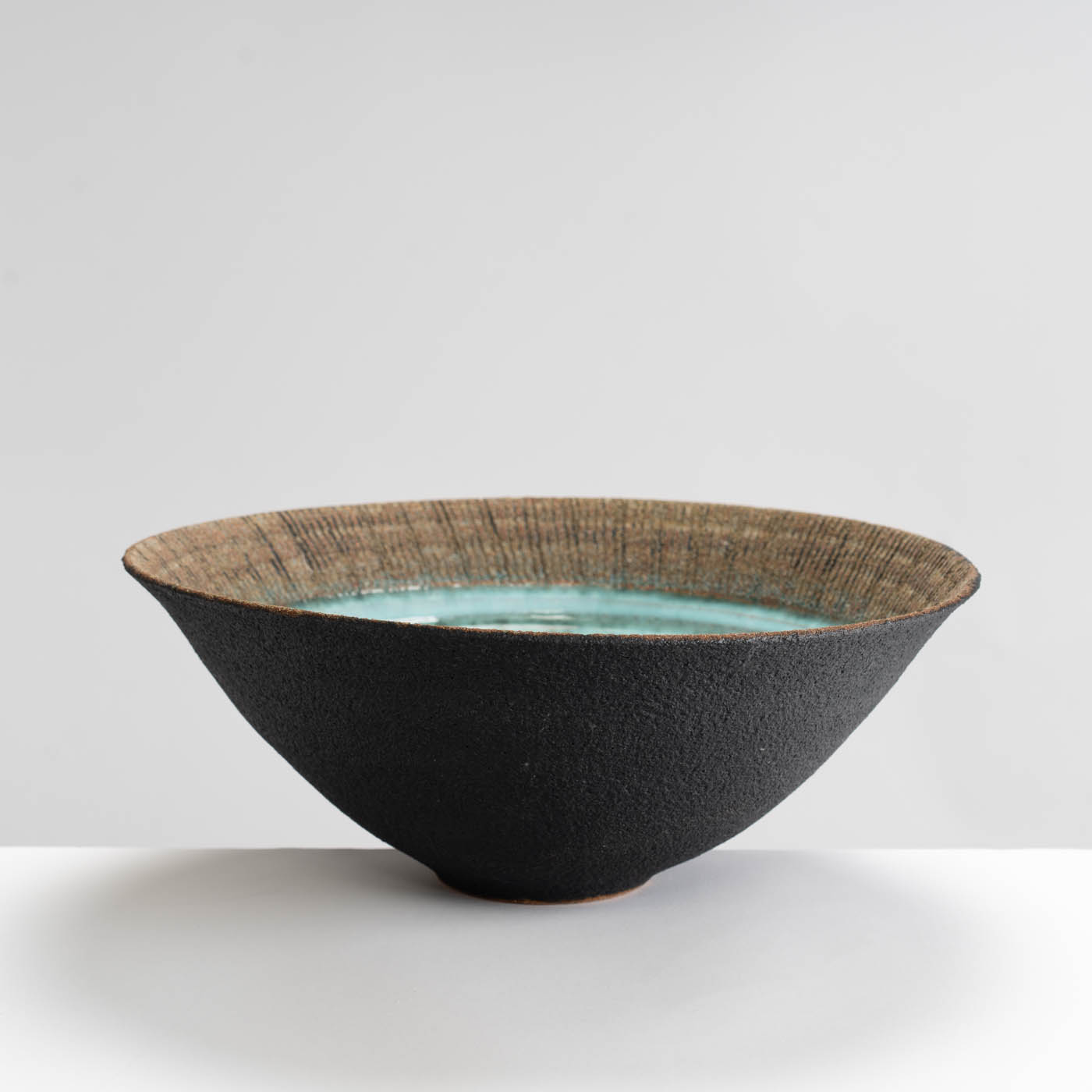 SF209Y940 Large Bowl Black/Sand/Sea