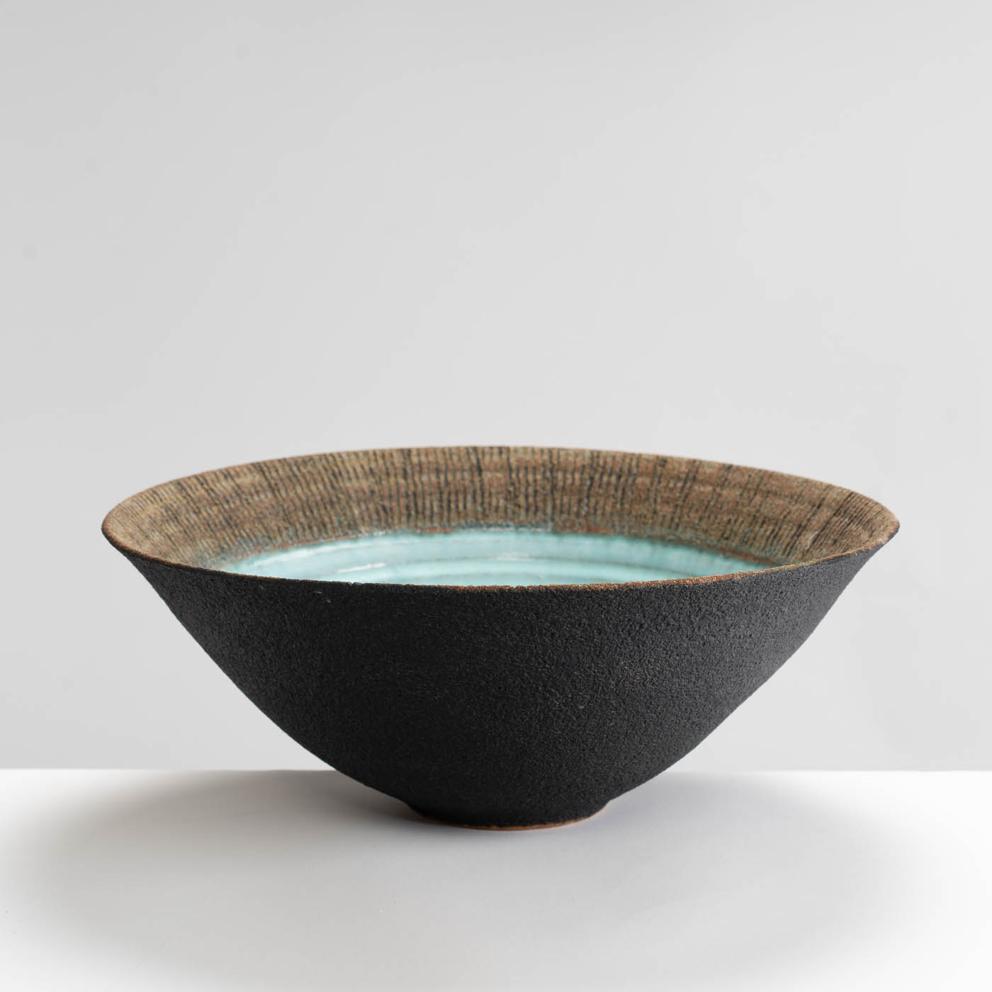 SF209Y940 Large Bowl Black/Sand/Sea