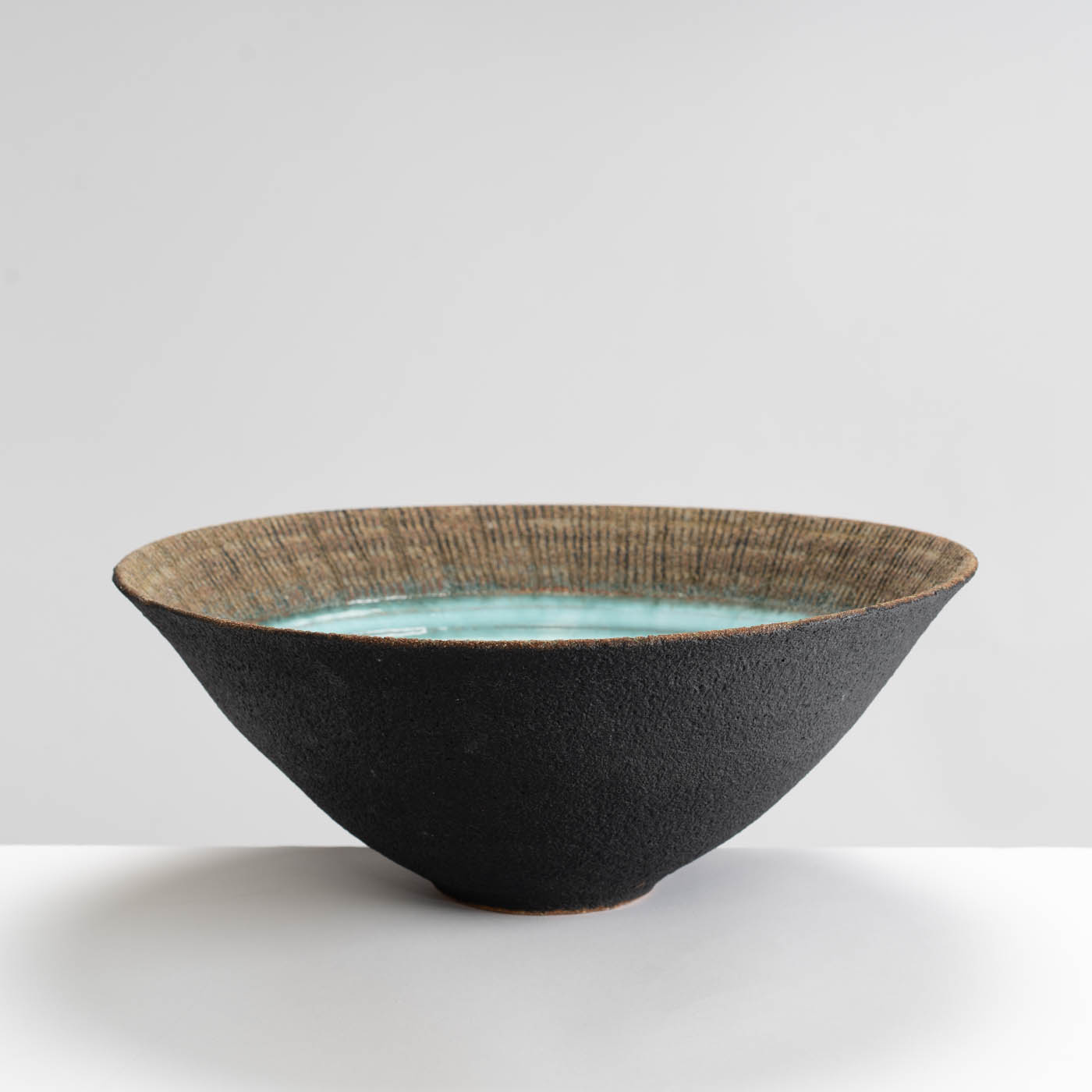 SF209Y940 Large Bowl Black/Sand/Sea