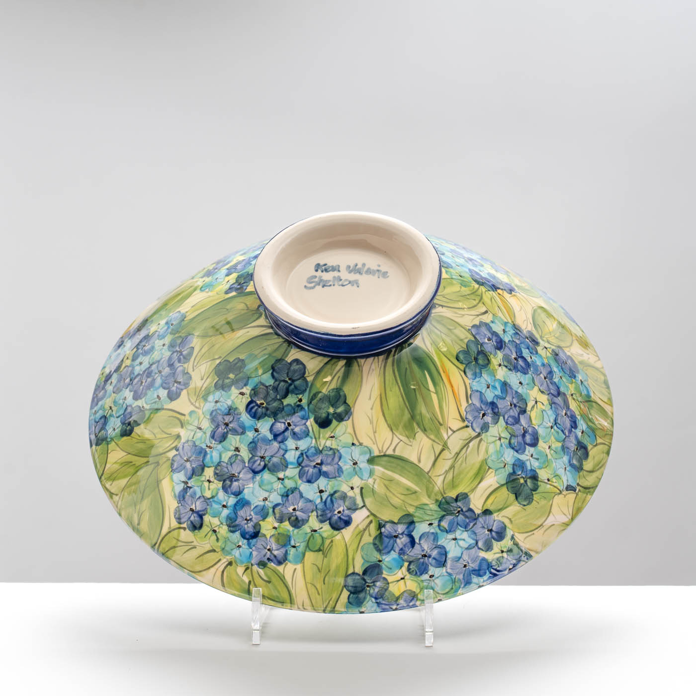 SP426Y84 Blue Hydrangea Bowl