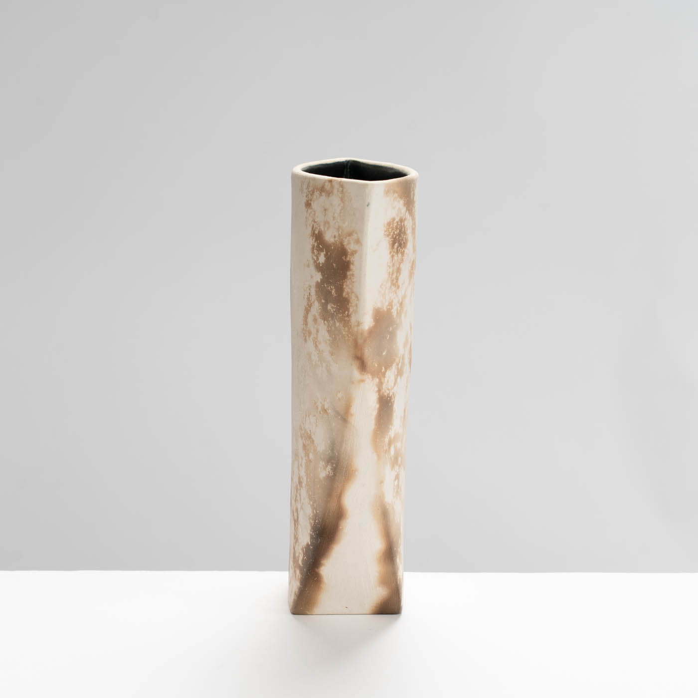 TW92Y1328 small snow cloud