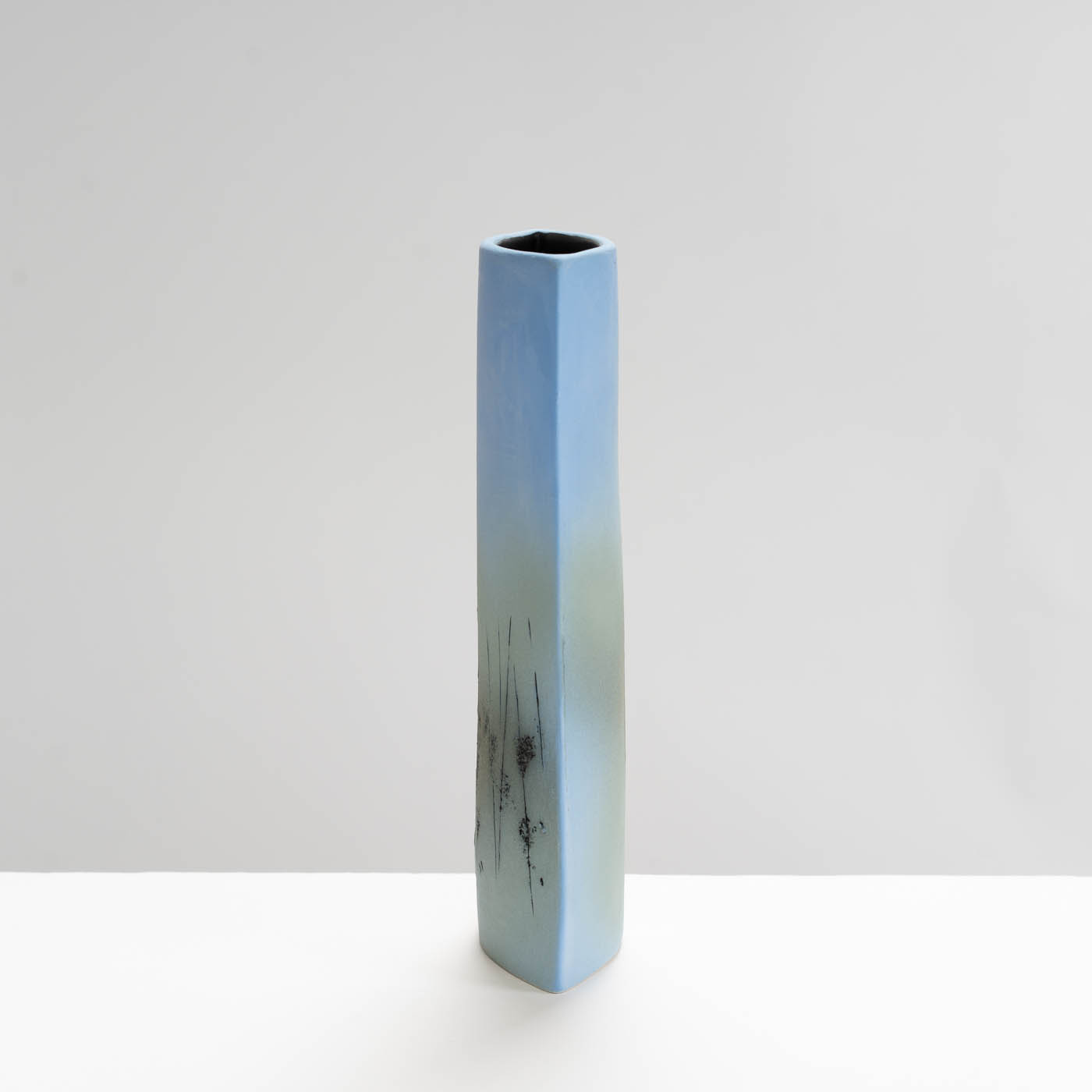 TW92Y1330 small storm calm