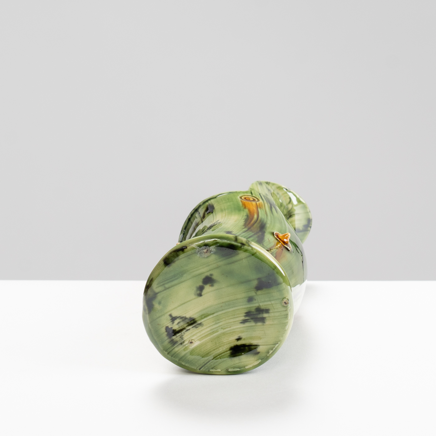 WK30Y590 thorned pourer