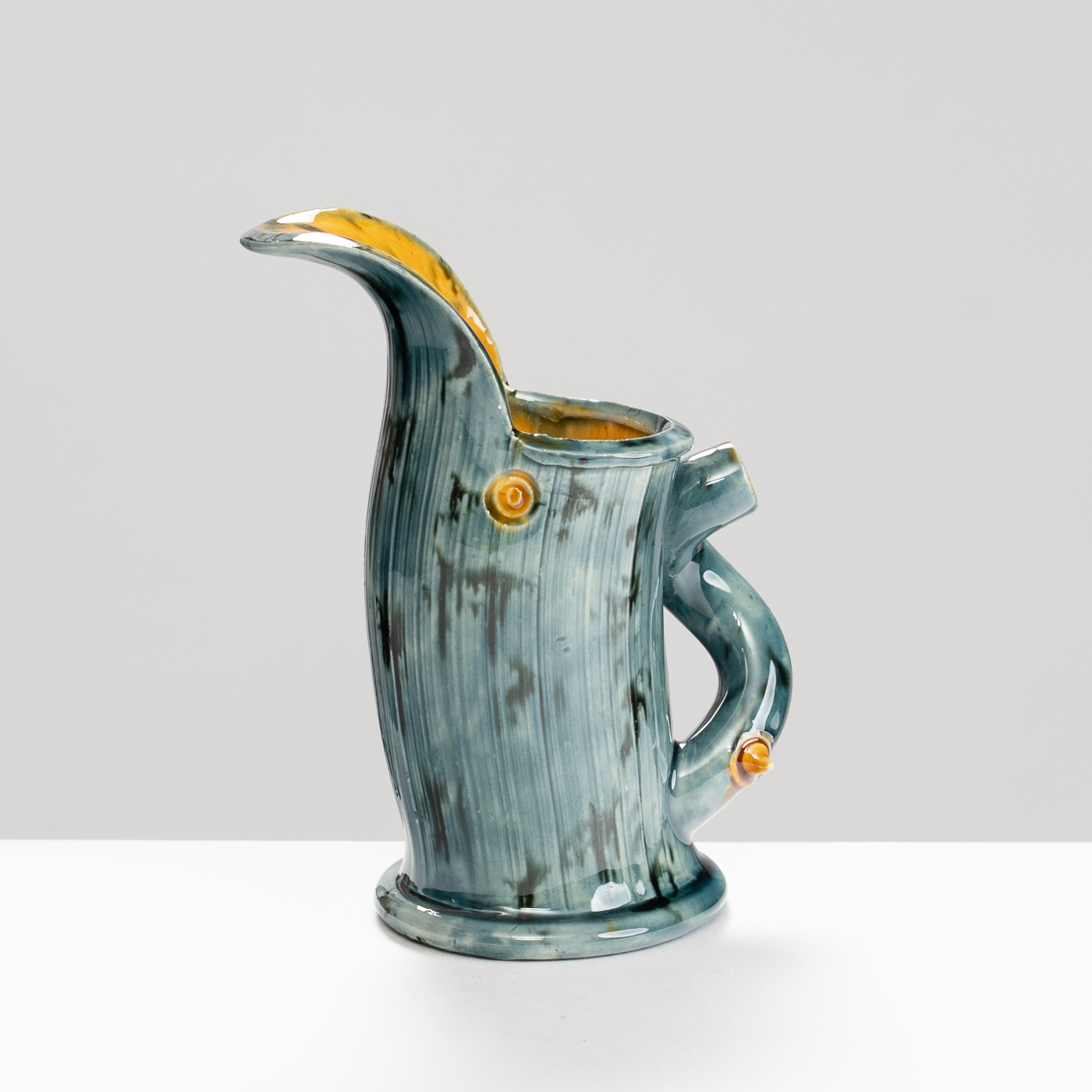 WK30Y592 thorned jug