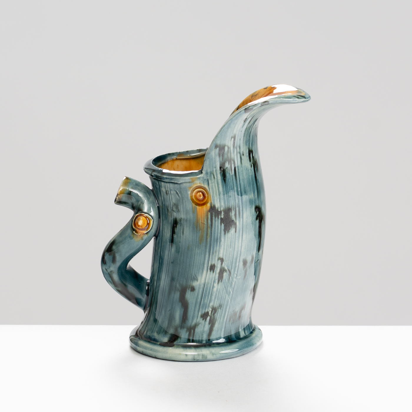 WK30Y592 thorned jug