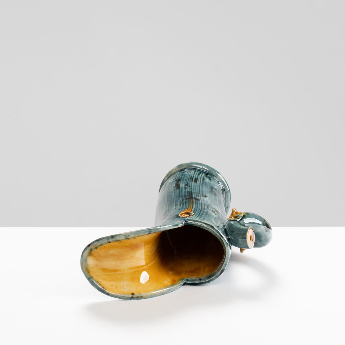 WK30Y599 thorned jug