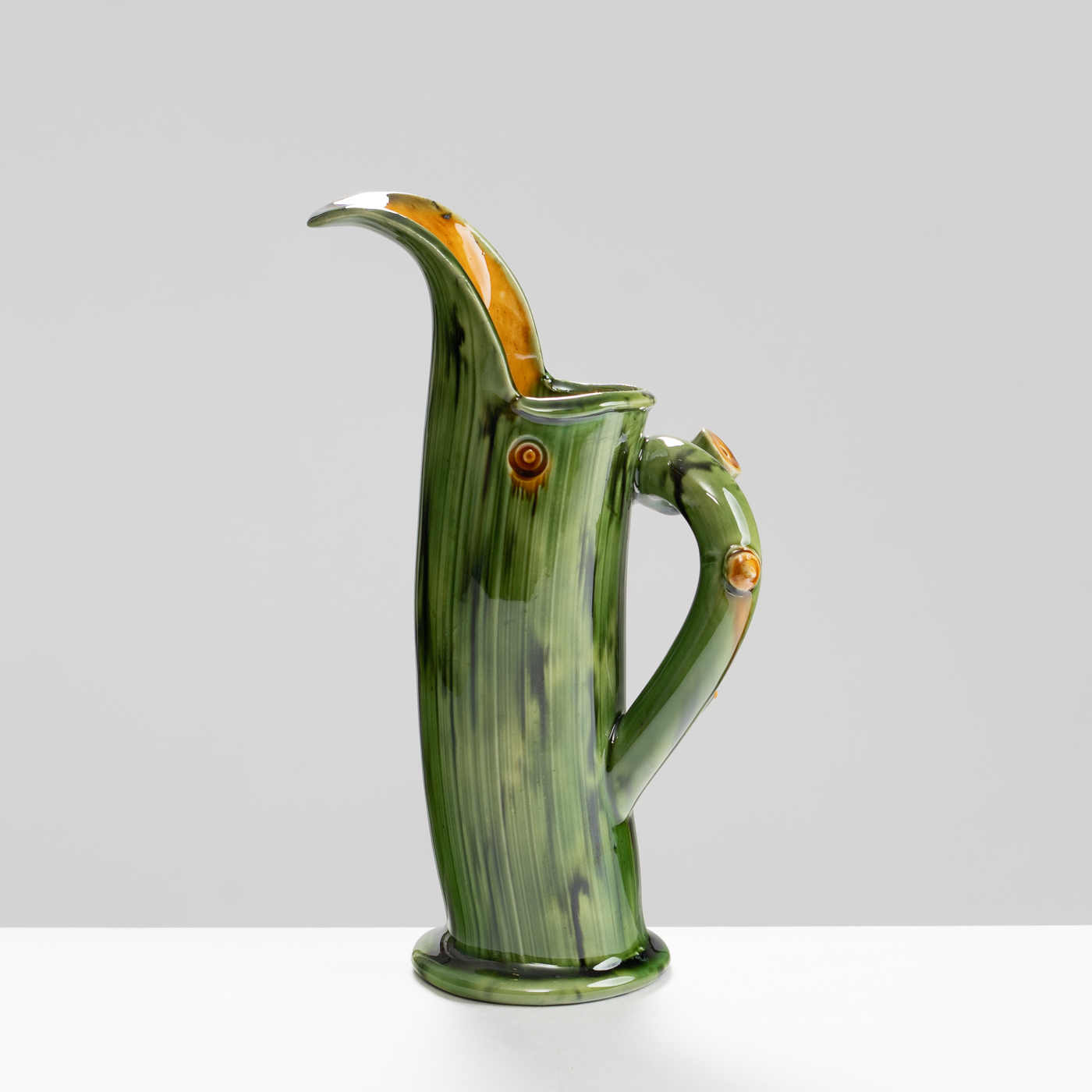 WK30Y600 thorned jug