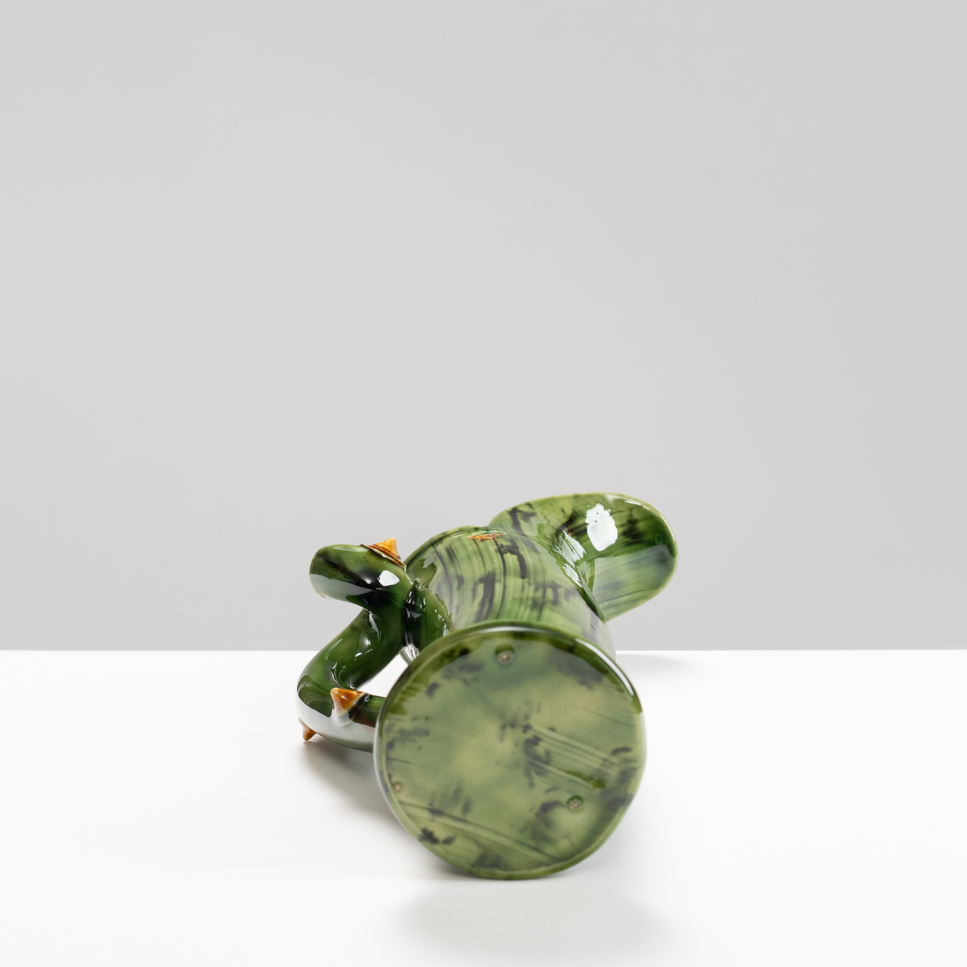 WK30Y600 thorned jug