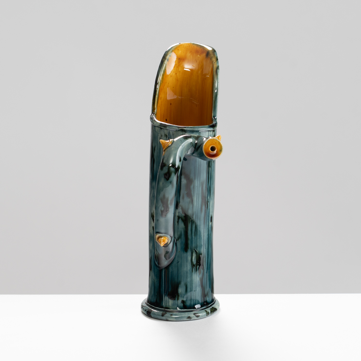 WK30Y601 thorned jug