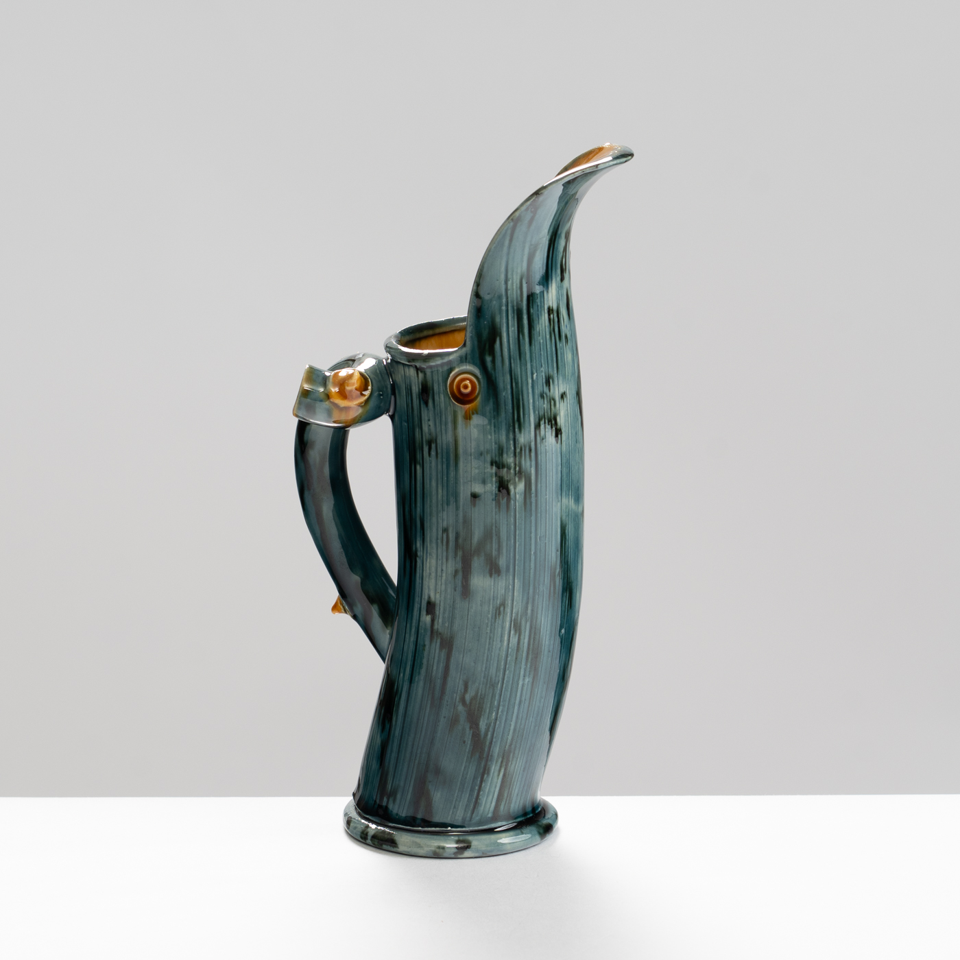 WK30Y601 thorned jug