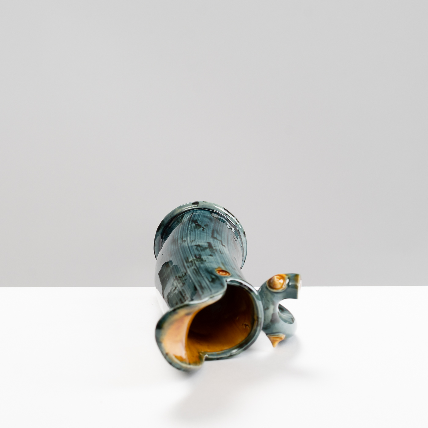 WK30Y601 thorned jug