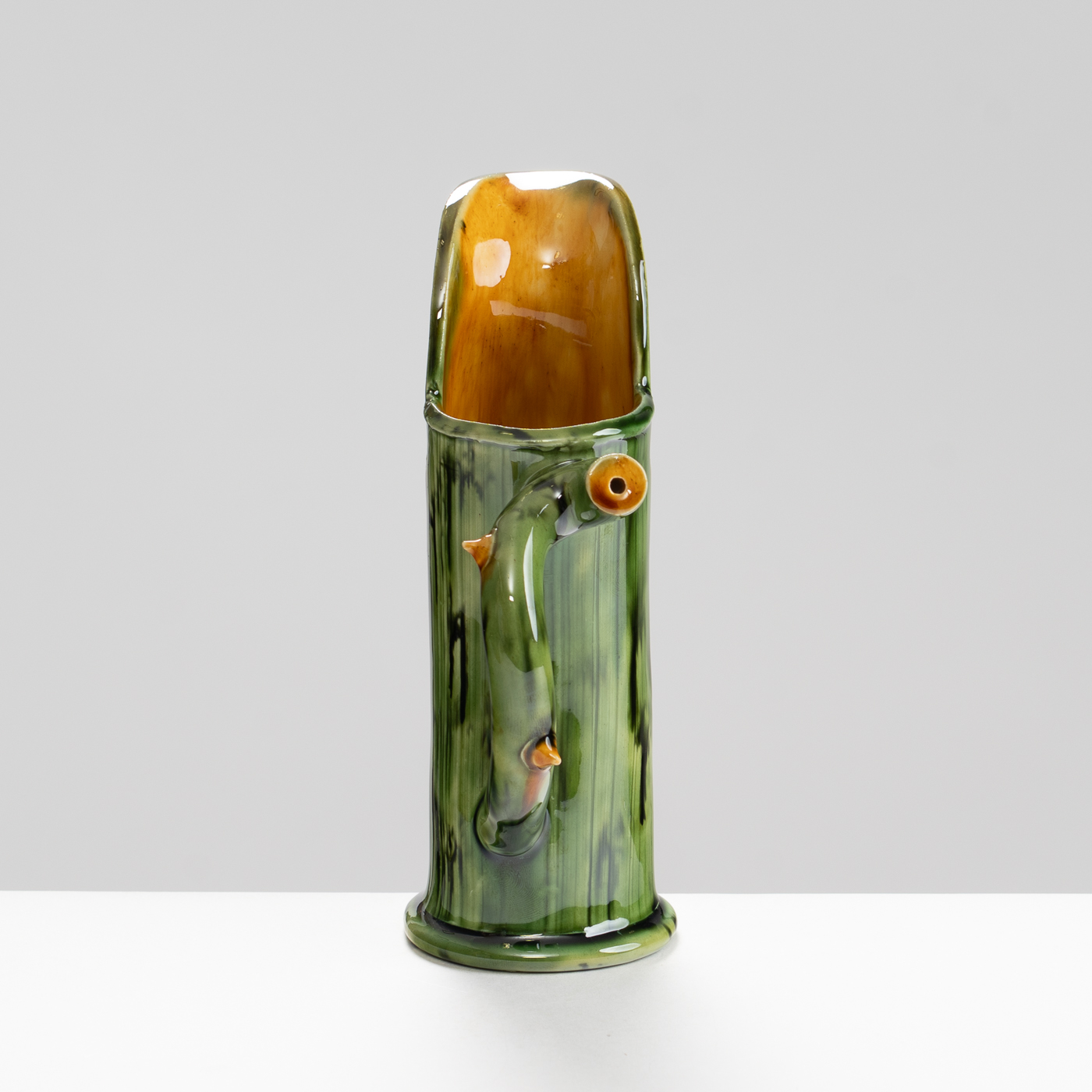 WK30Y602 thorned jug