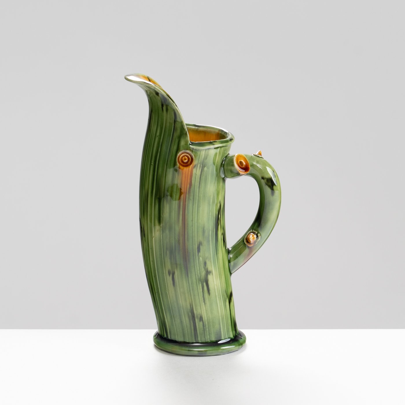 WK30Y603 thorned jug